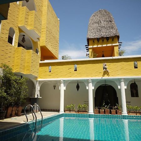 Riad Hua Hin Exterior photo